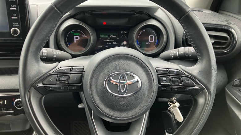 Toyota Yaris 1.5 Hybrid Design 5dr CVT Hybrid Hatchback